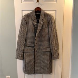 Club Monaco men’s houndstooth dress coat
